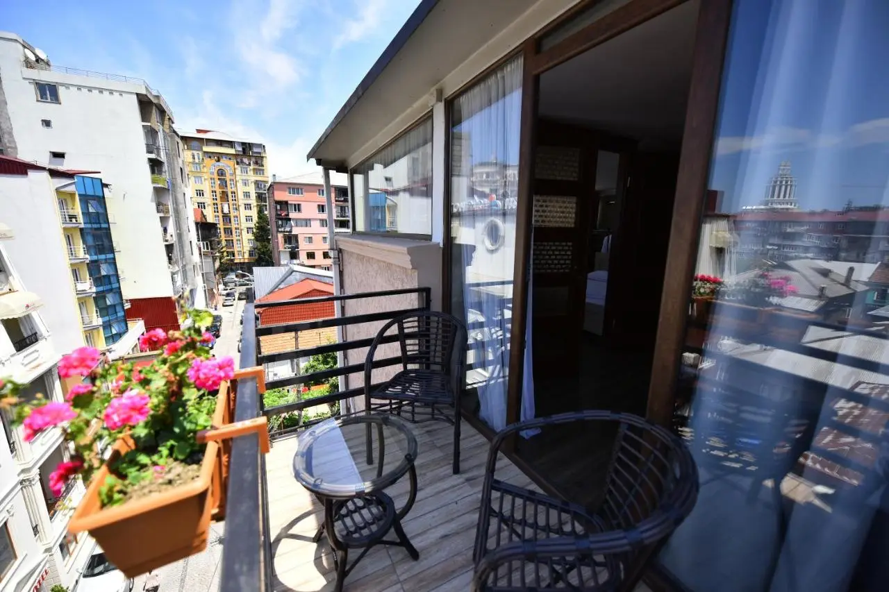 Hotel Phaliashvili