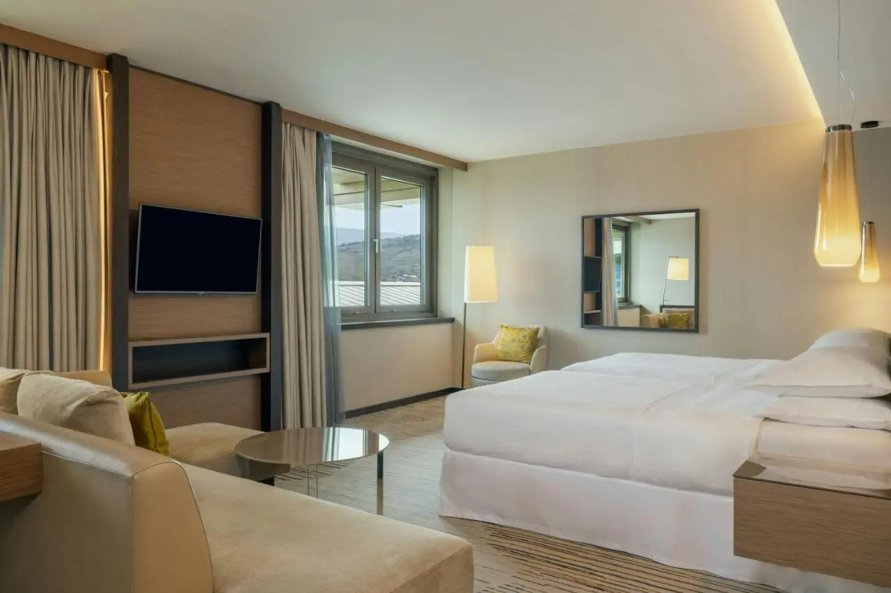 Sheraton Grand Tbilisi Metechi Palace