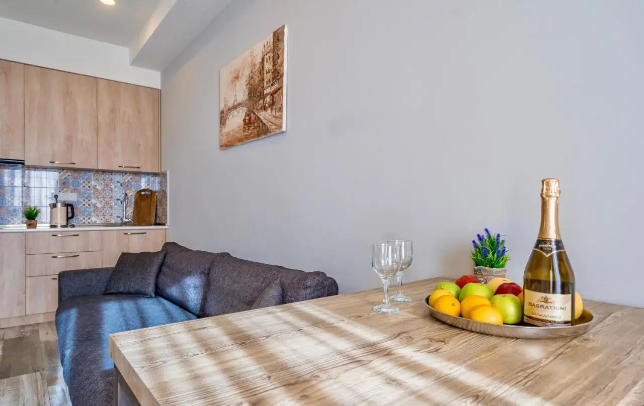 GVC 3-room 2-level apt New Gudauri