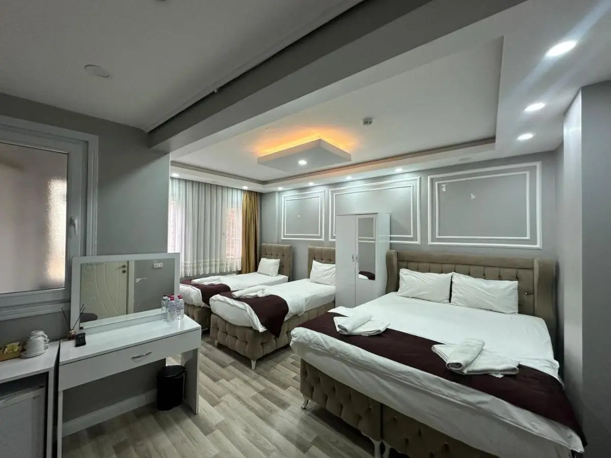 Modena Hotel