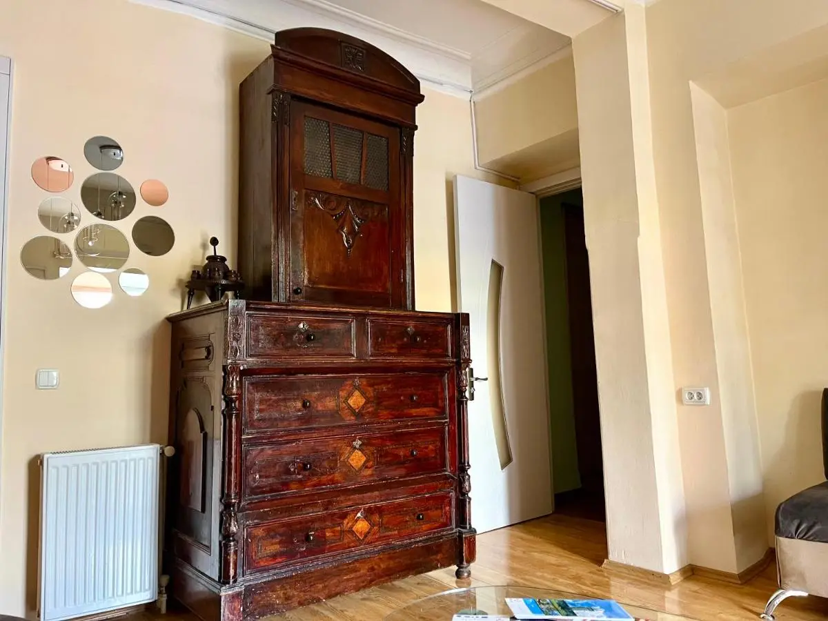 Apartment in Old Tbilisi Orbeliani Square