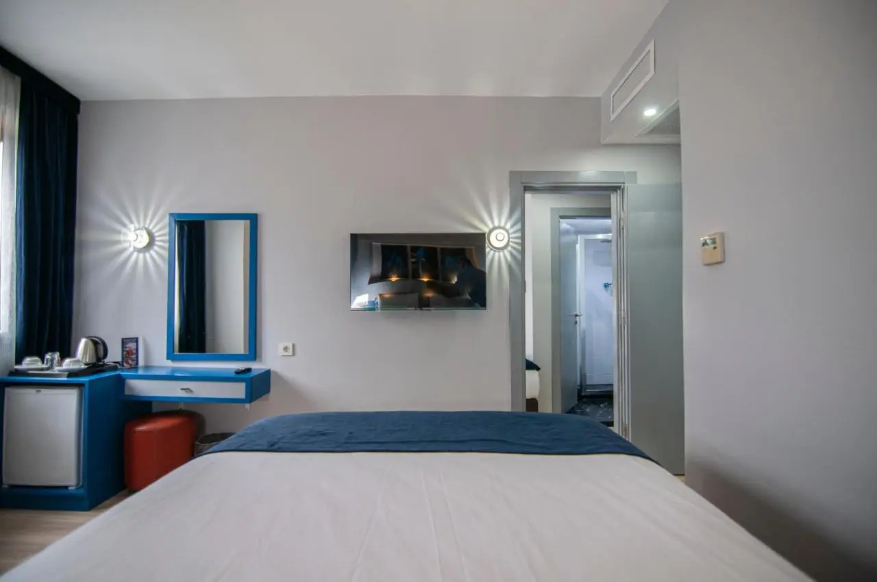 Lapis Inn Hotel & Spa ( Ex. Ambassador Hotel)