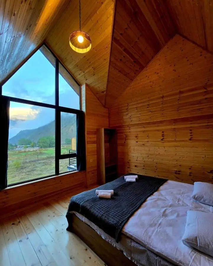 Grand Mountain Cottage