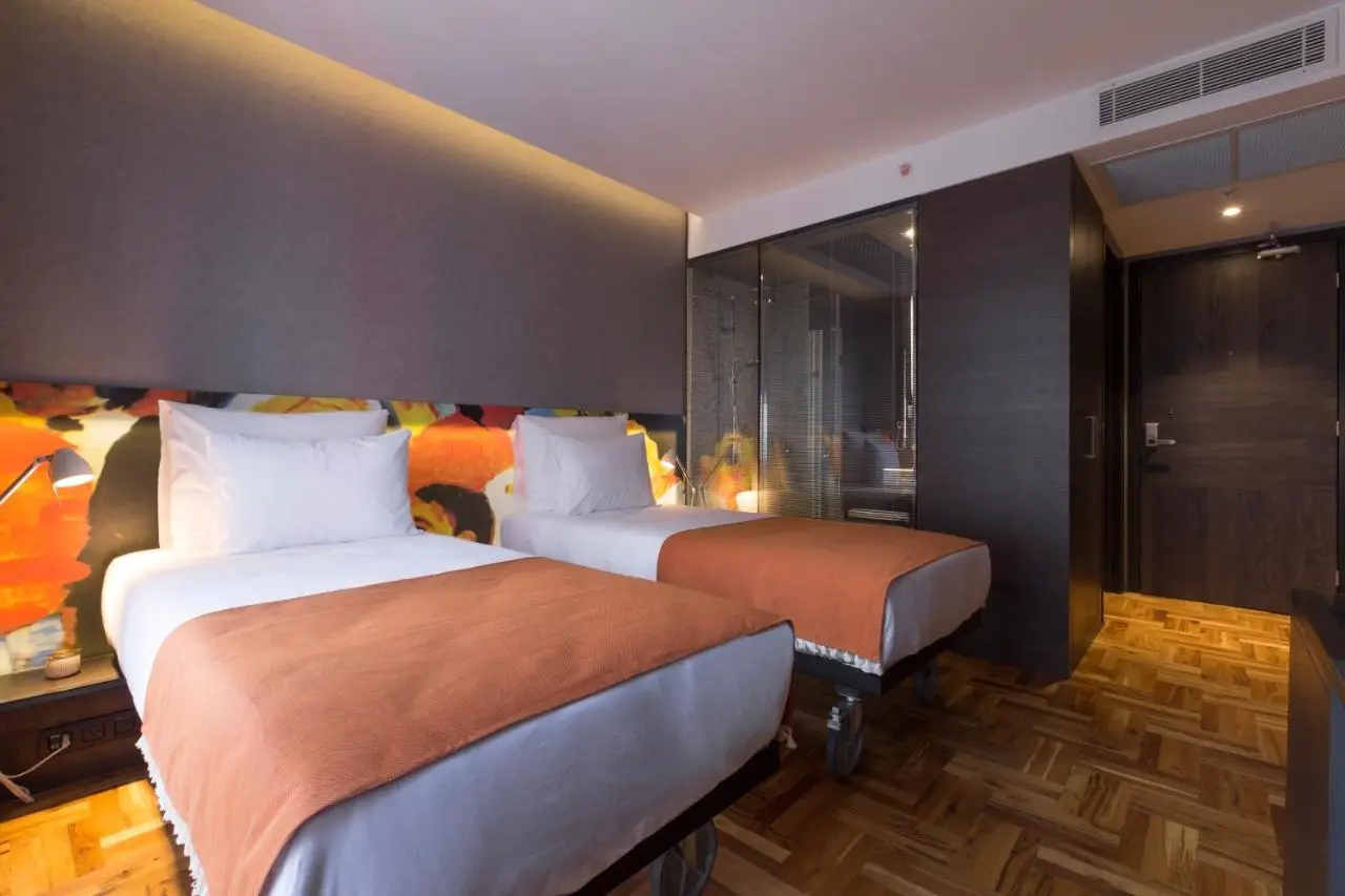 Lampa Design Hotel-Special Category
