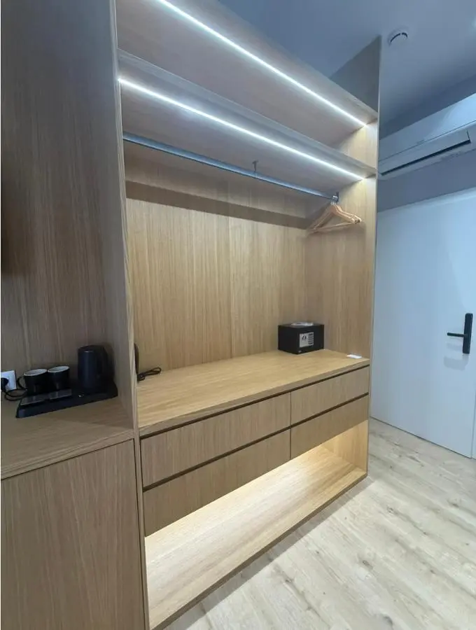 4 Rooms Tirana