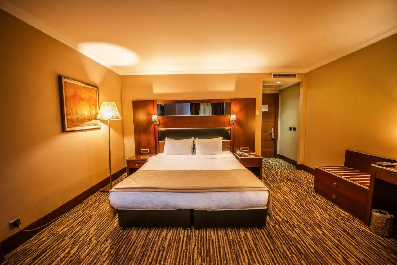 Dream Hill Business Deluxe Hotel Asia