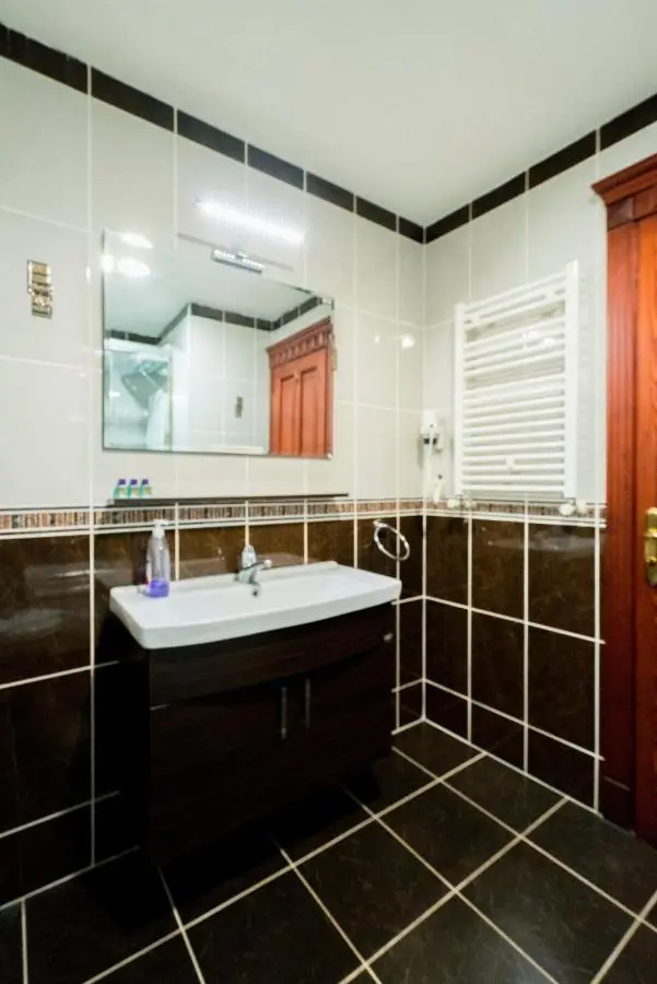 Atam Suites