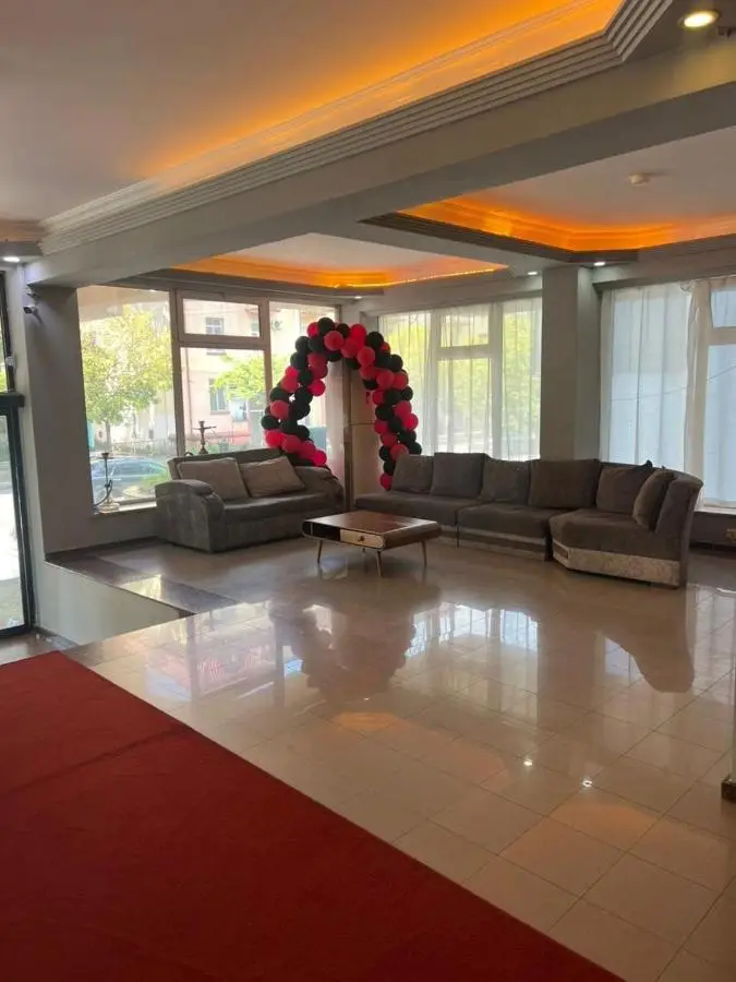 HOTEL L - Bakuri