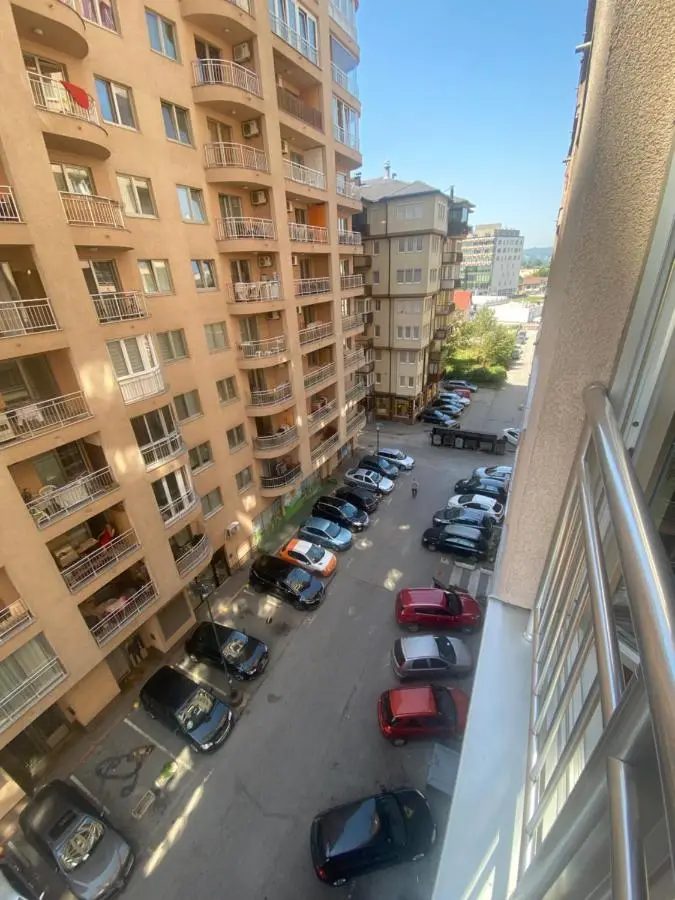 Ejna Apartment