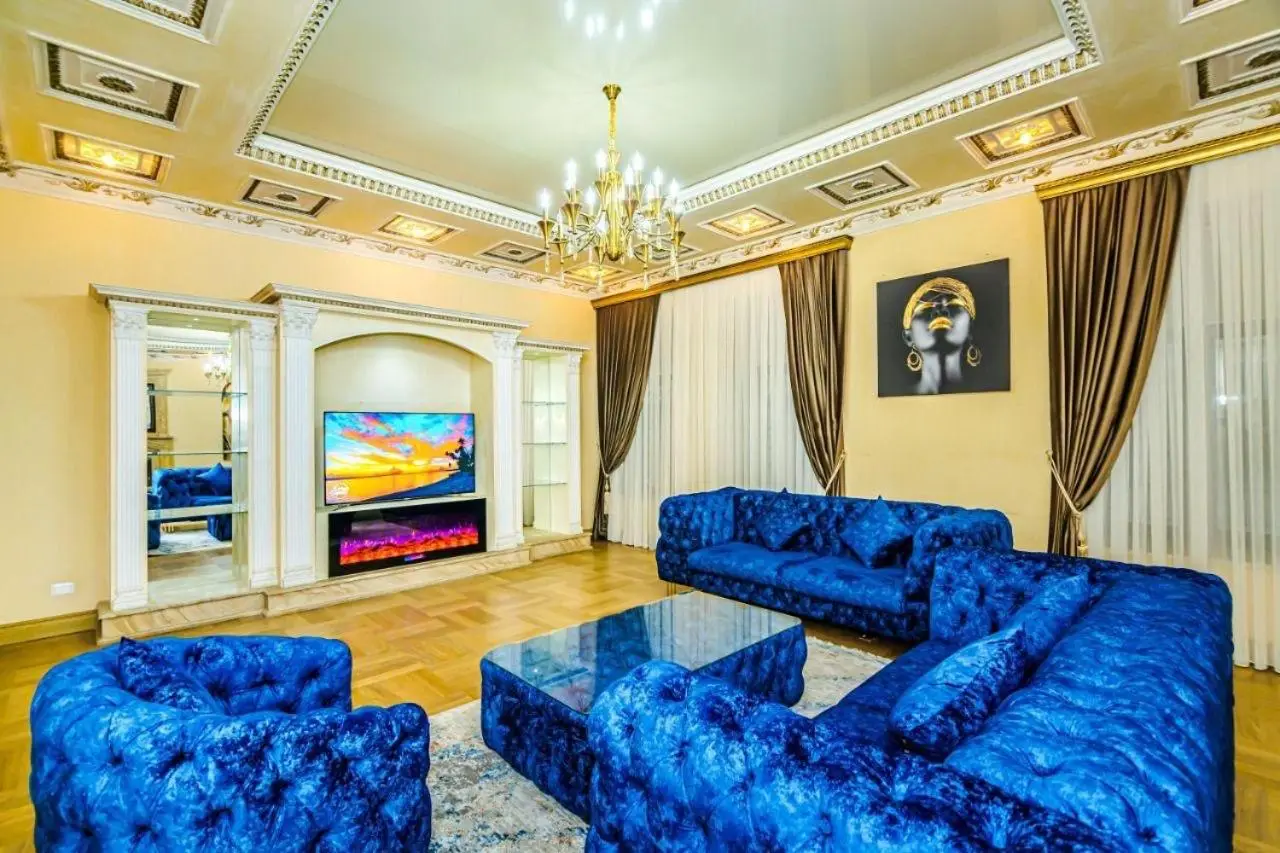 Four Seasson Apartment 2