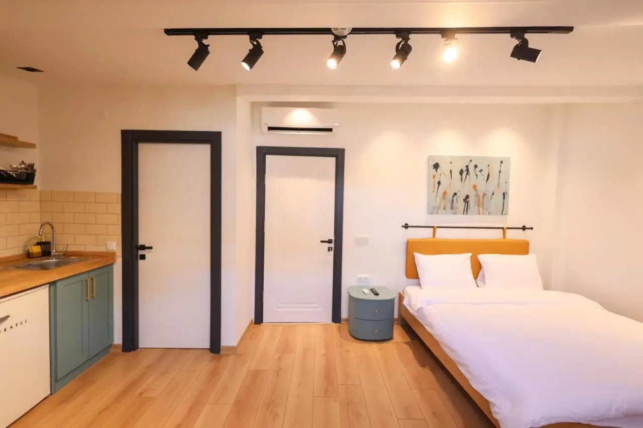 Evra Suites Hotel