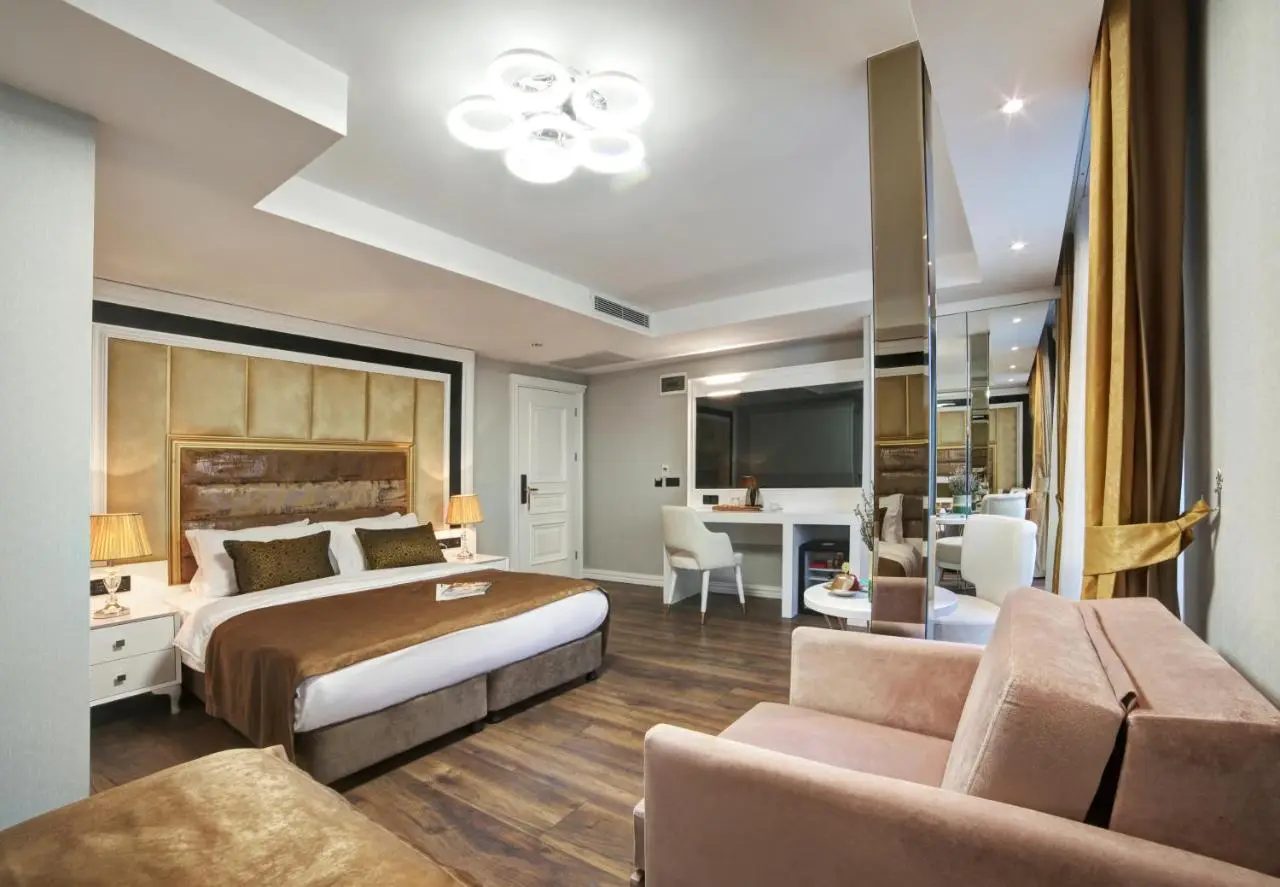 Pell Palace Hotel & SPA