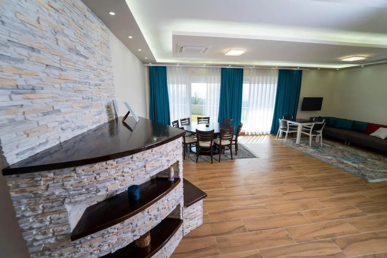 Al Hayat Apartments