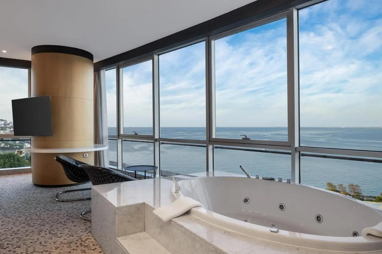 DoubleTree By Hilton Istanbul - Moda