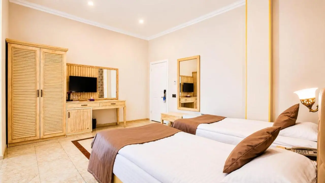 Ruma Qala Hotel