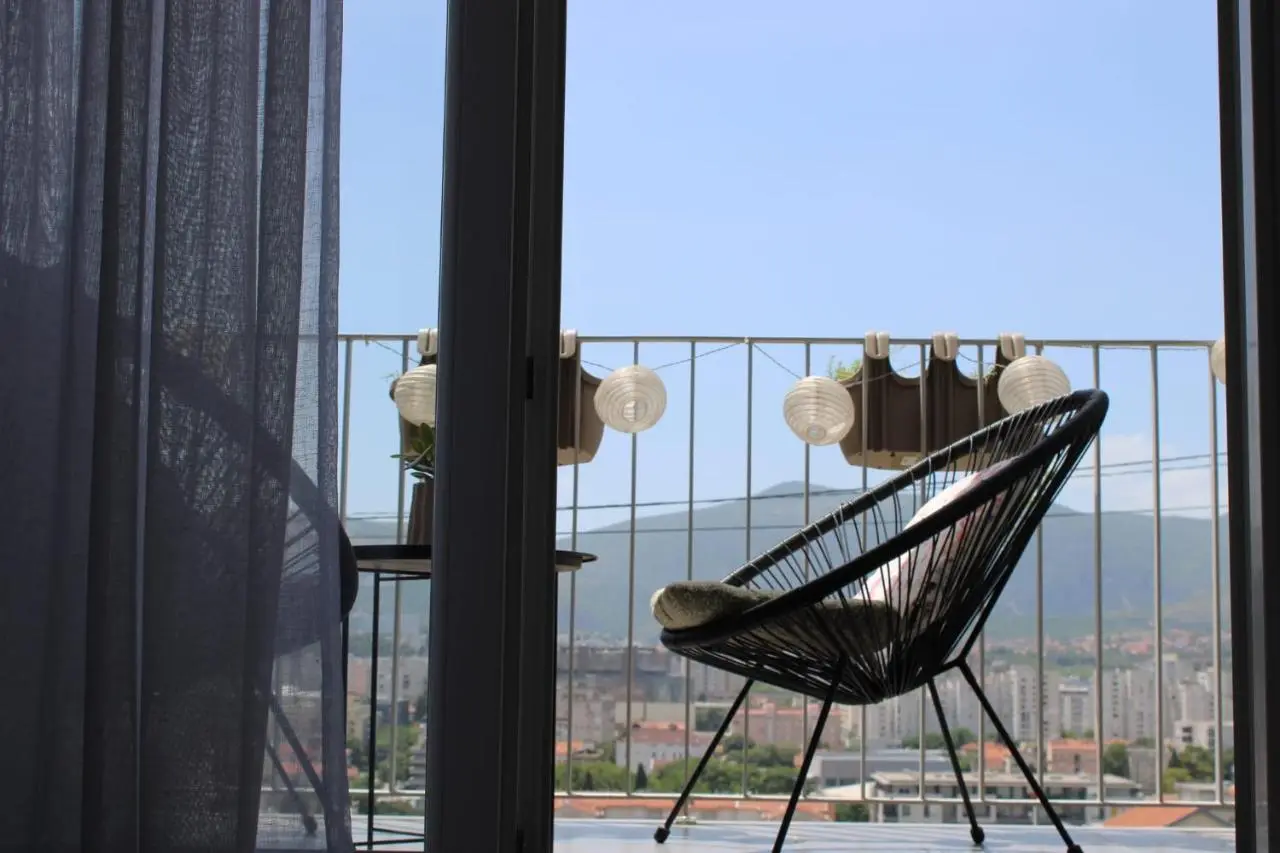 Apartment Merry Harmony Heights - Balcony & Free Garage & Parking