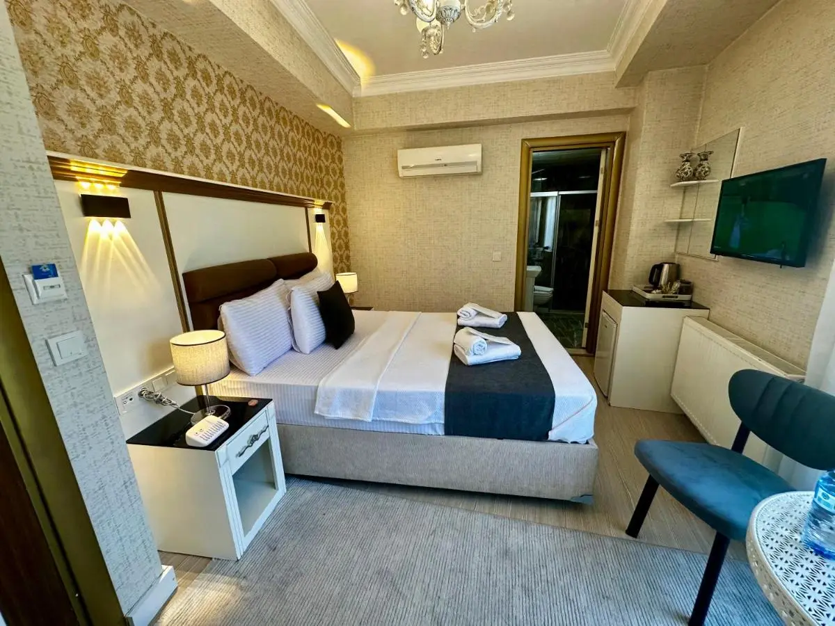 LElLl HAGİA SOFİA OTEL