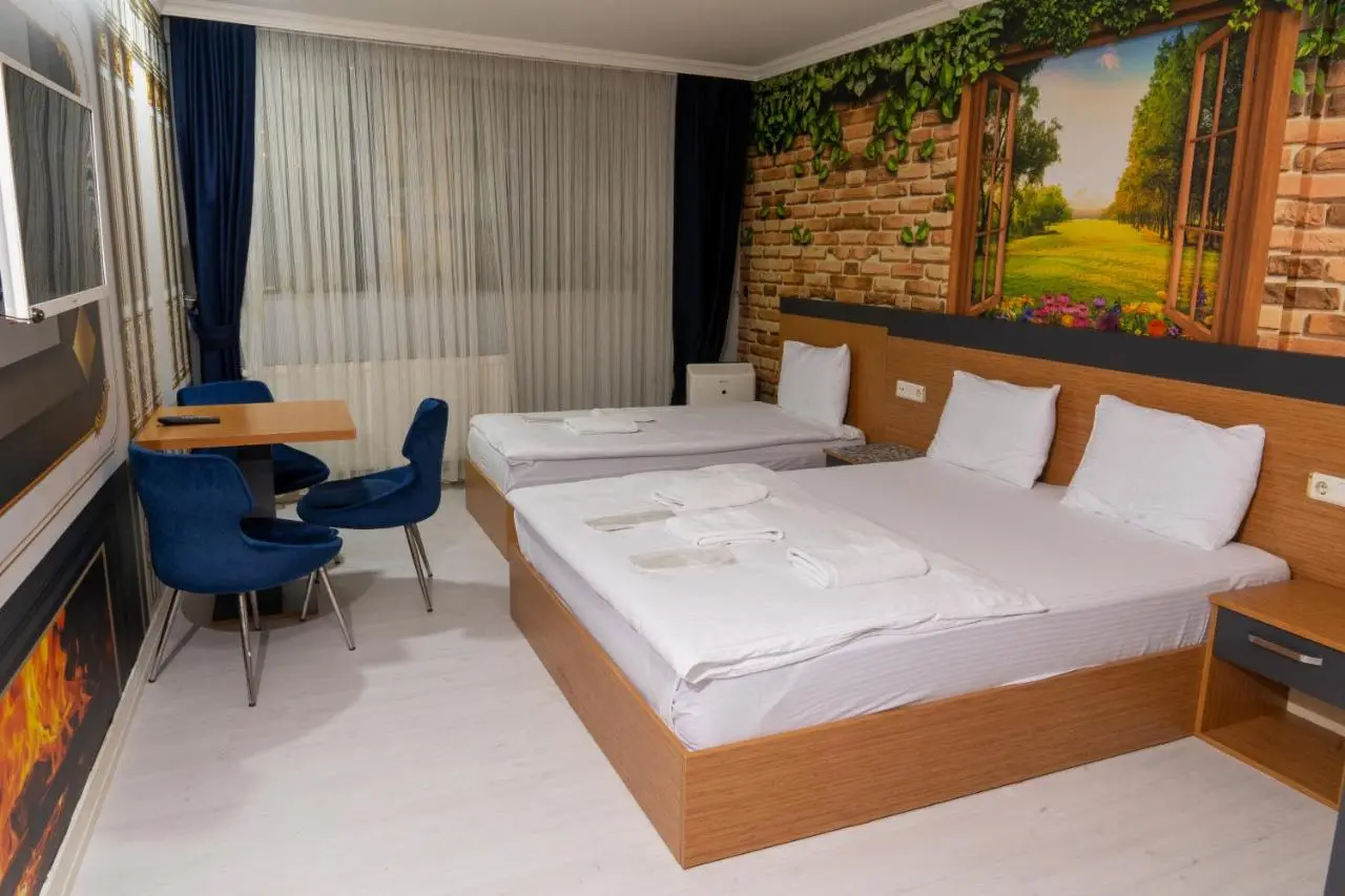 Heraldic Room Hotel