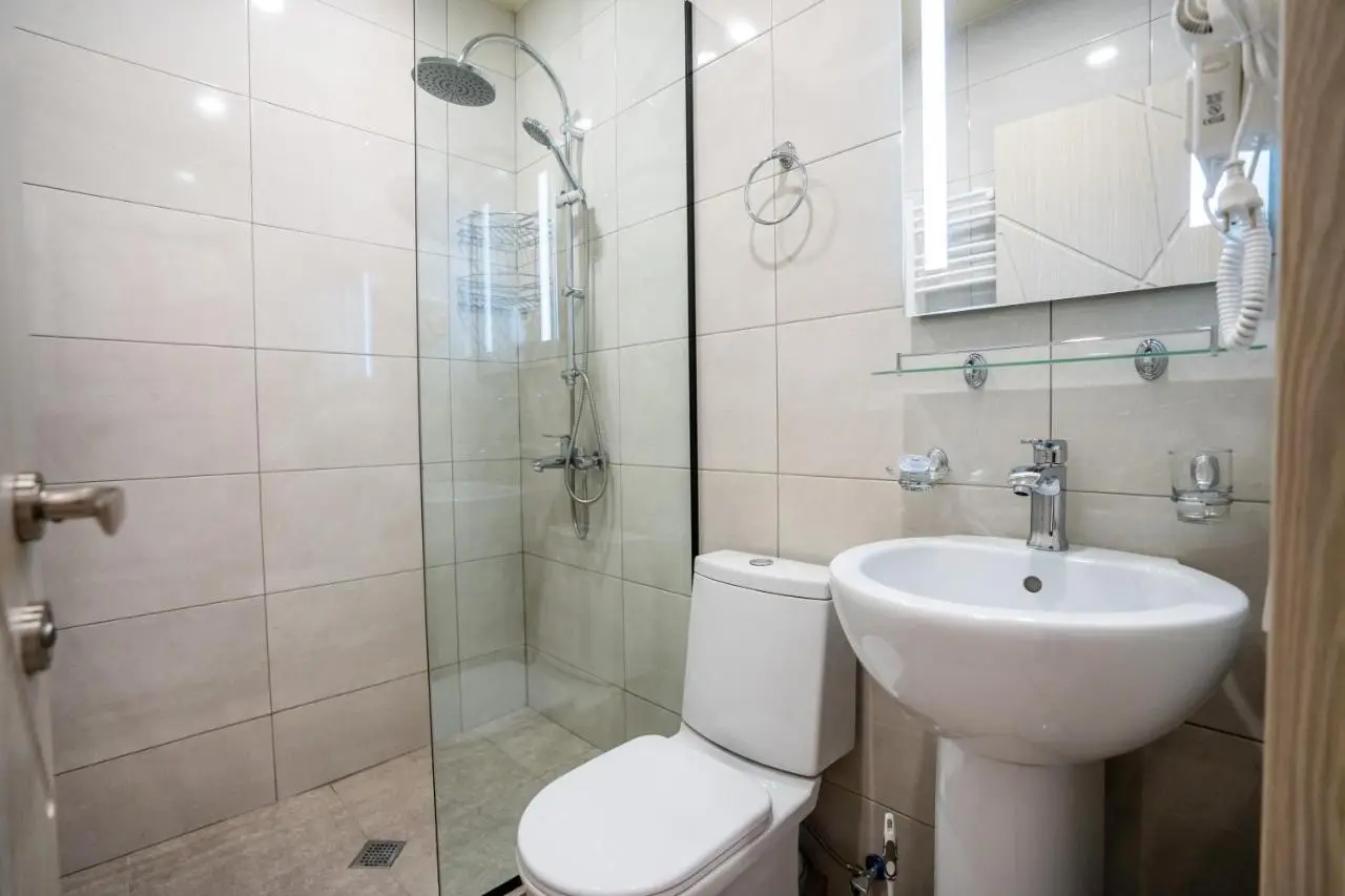 Eltisy Guest House