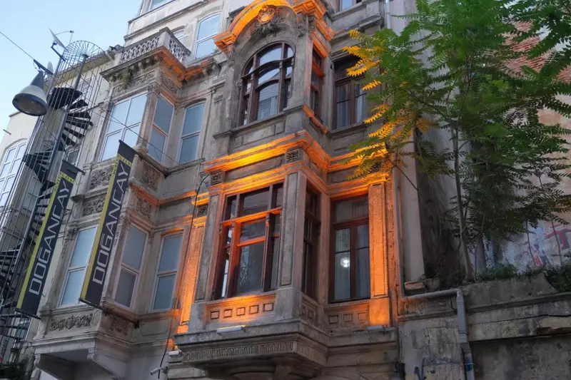 Adamantides Hotel