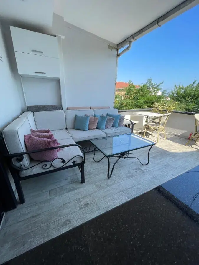 Arat Apartments