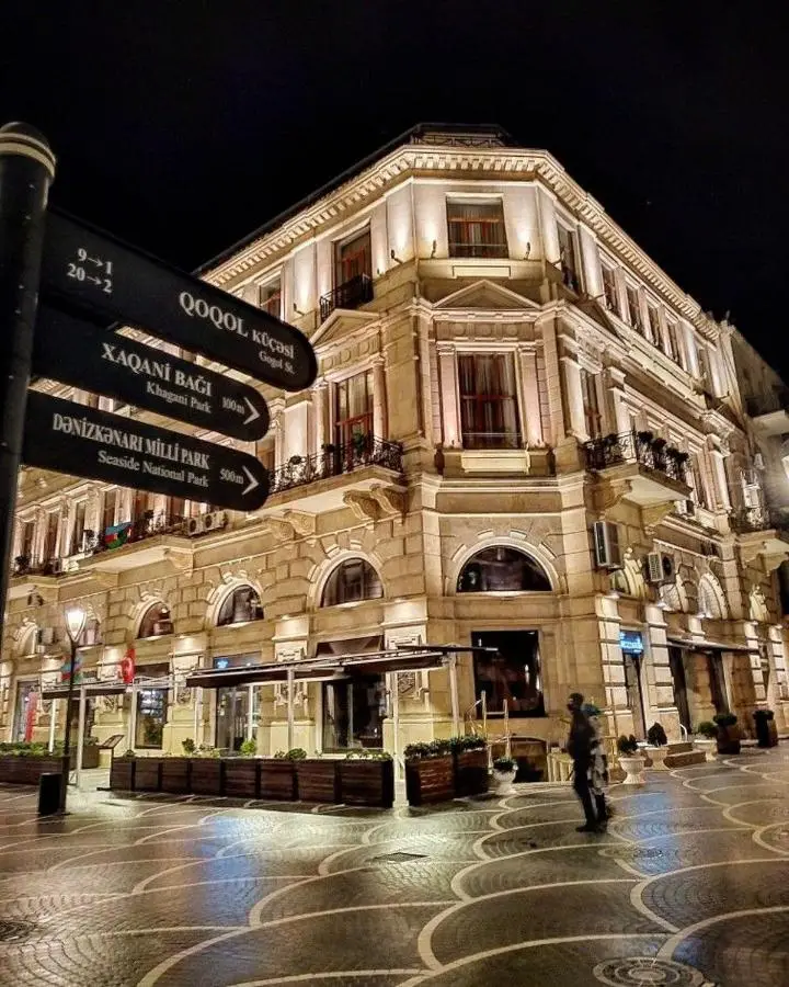 London Hotel Baku