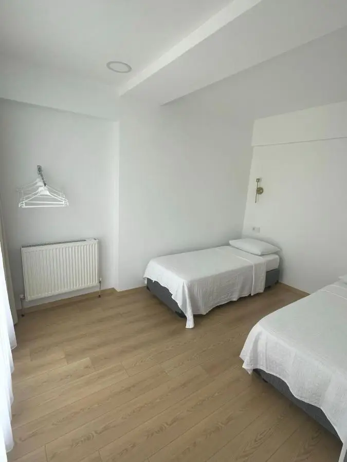 Fmy Apart Hotel