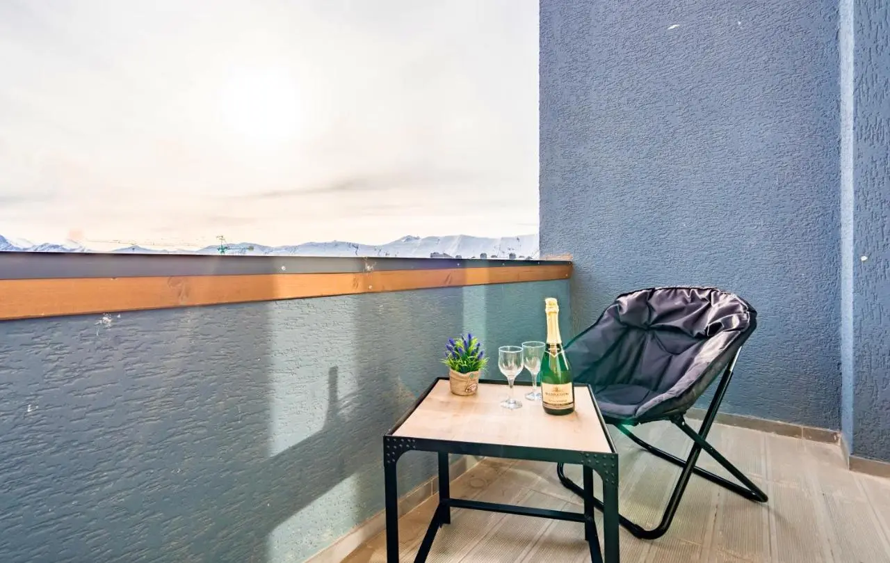 GVC 3-room 2-level apt New Gudauri