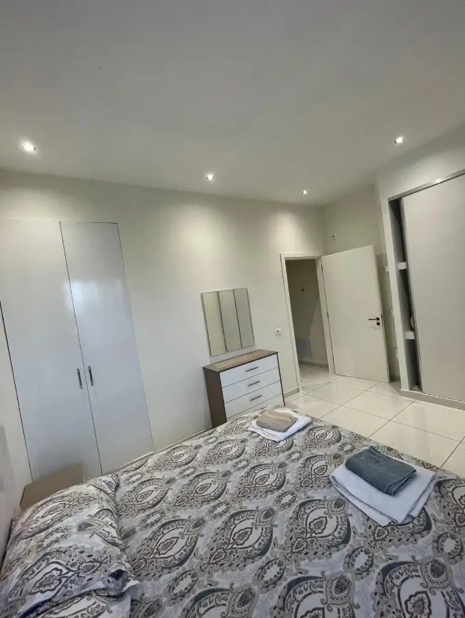 Franco Apartments