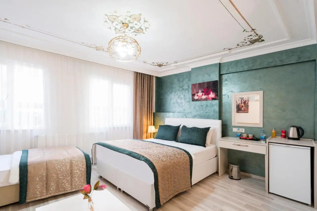 ATAM HOTEL