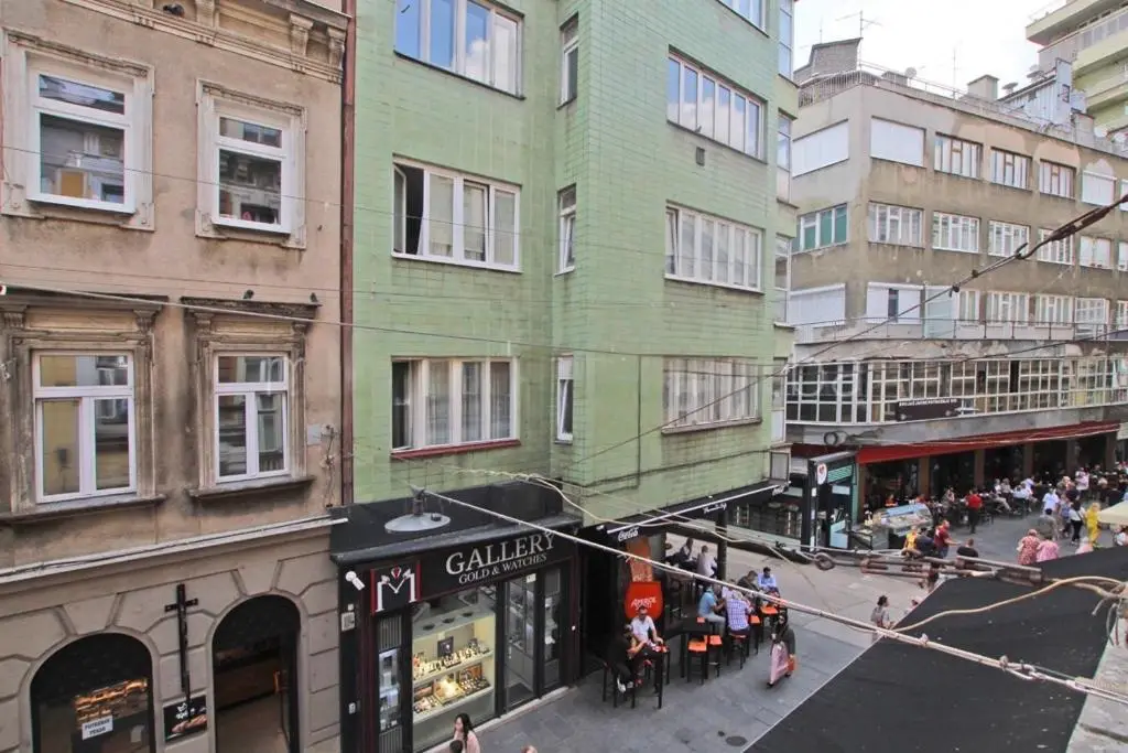 Apartment Amra