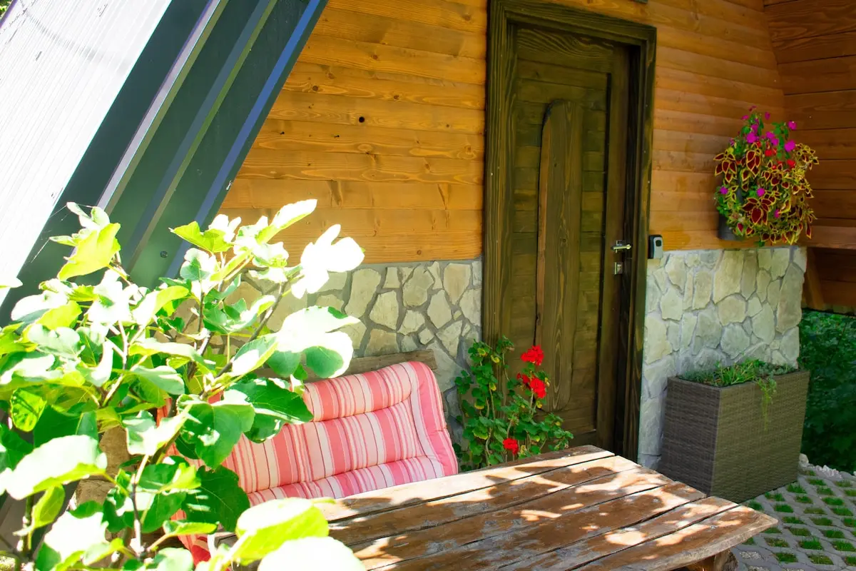 Irka Cottage | Solar A-Frame by Una National Park