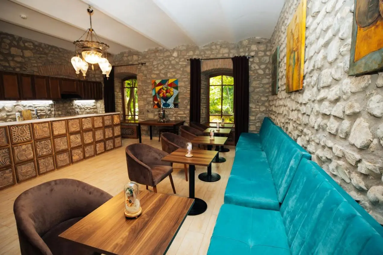 Art Hotel by ABAD Guest