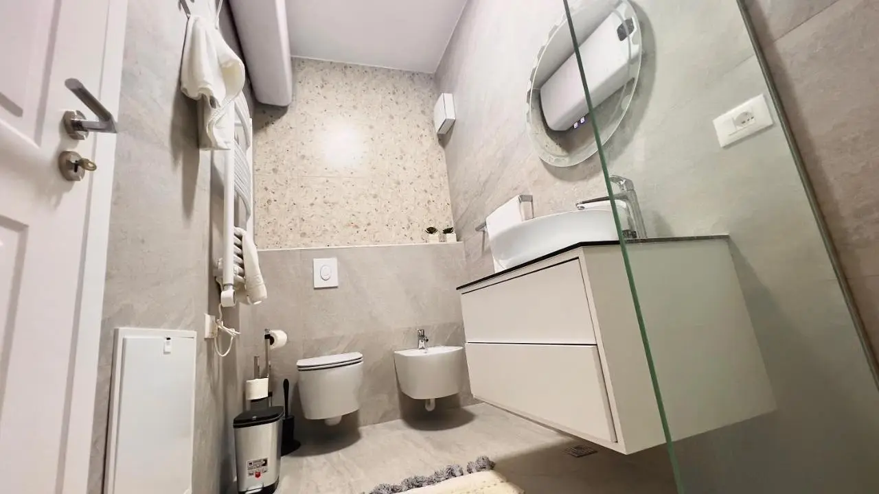 Zeus Tirana Suite