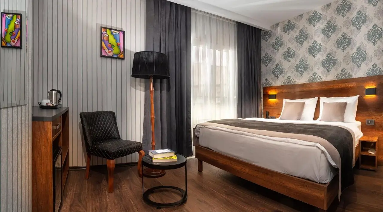 Hotel Bossuite Business