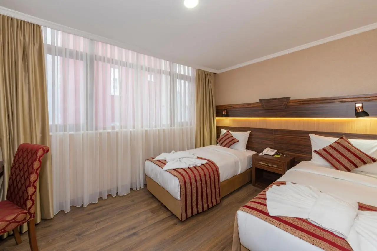Vision Deluxe Hotel