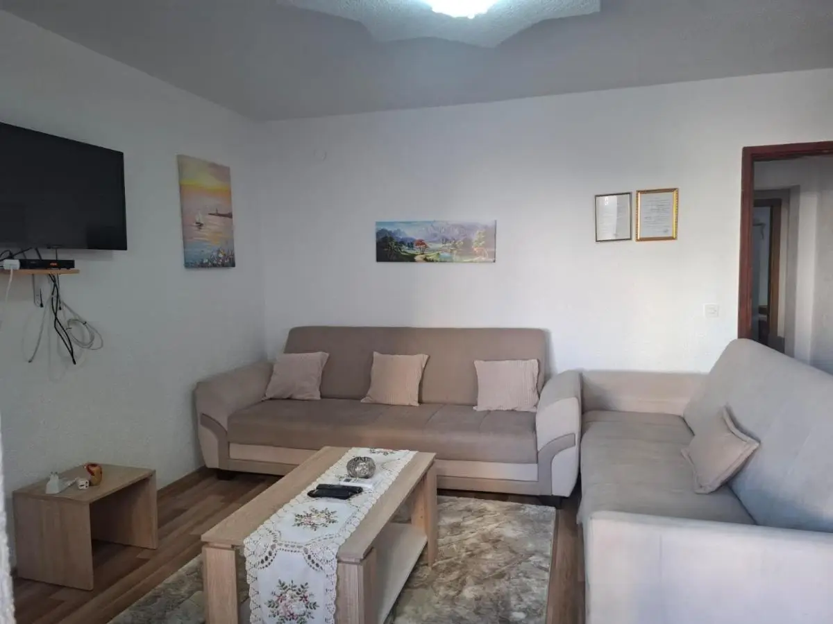 Apartment Maatoug