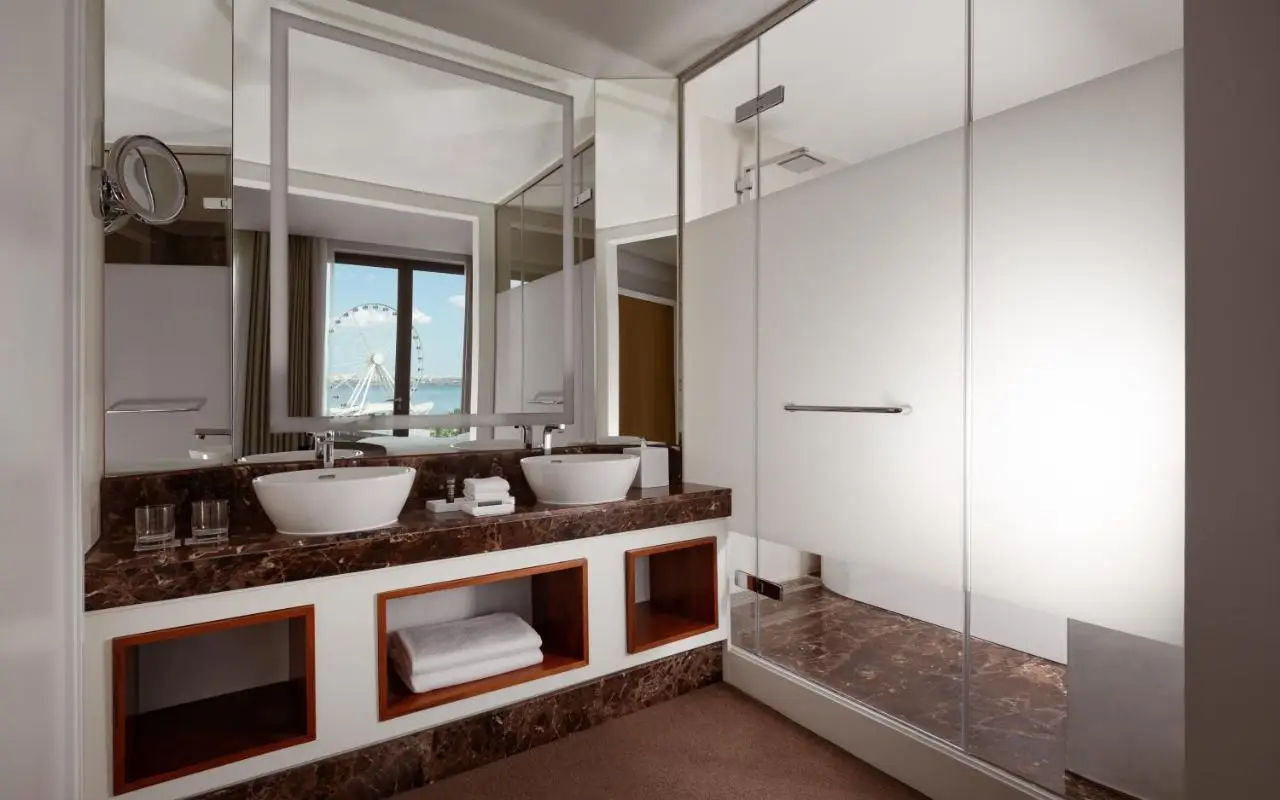 Sheraton Baku Intourist