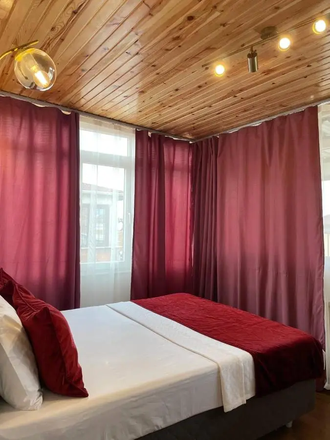 PANORAMA CITY SUITE