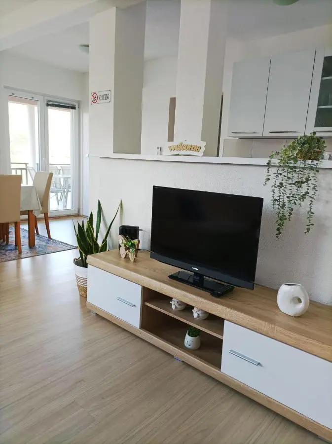 Dina apartman Jablaničko jezero