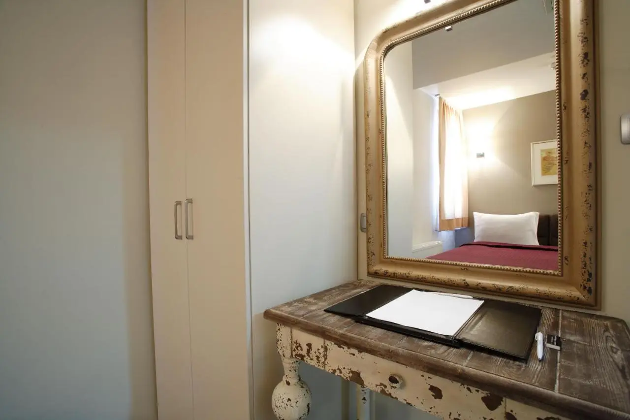 Home Stay Home Sisli