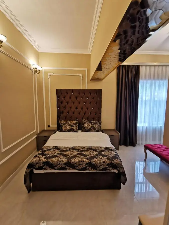 Holiday inn Adnan boutique hotel and pool