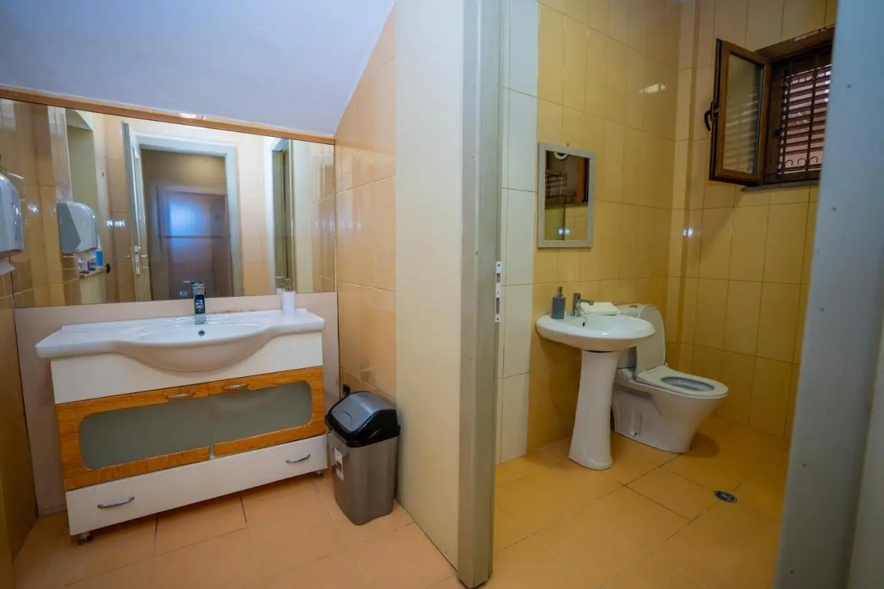 Terrace Hostel & Lounge Bar