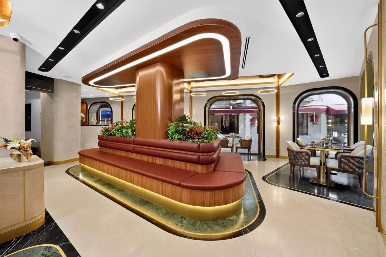 Erba Hotel