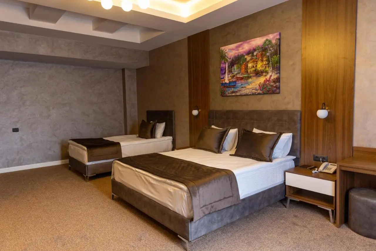 Leon Hotel Spa Ganja