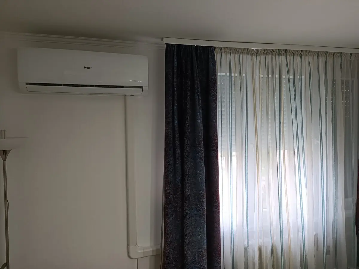 modern, one bedroom, free parking, airconditioning