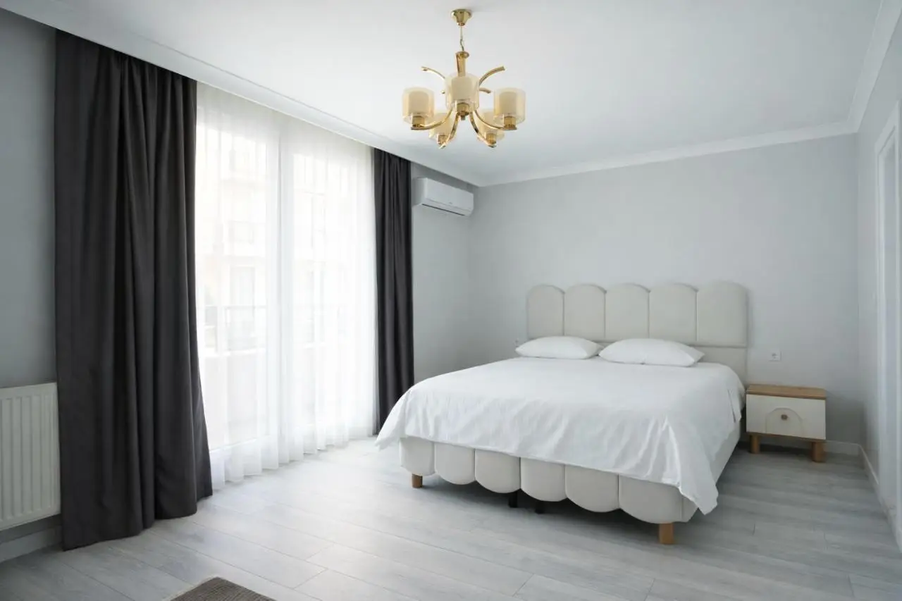 SRL Residence