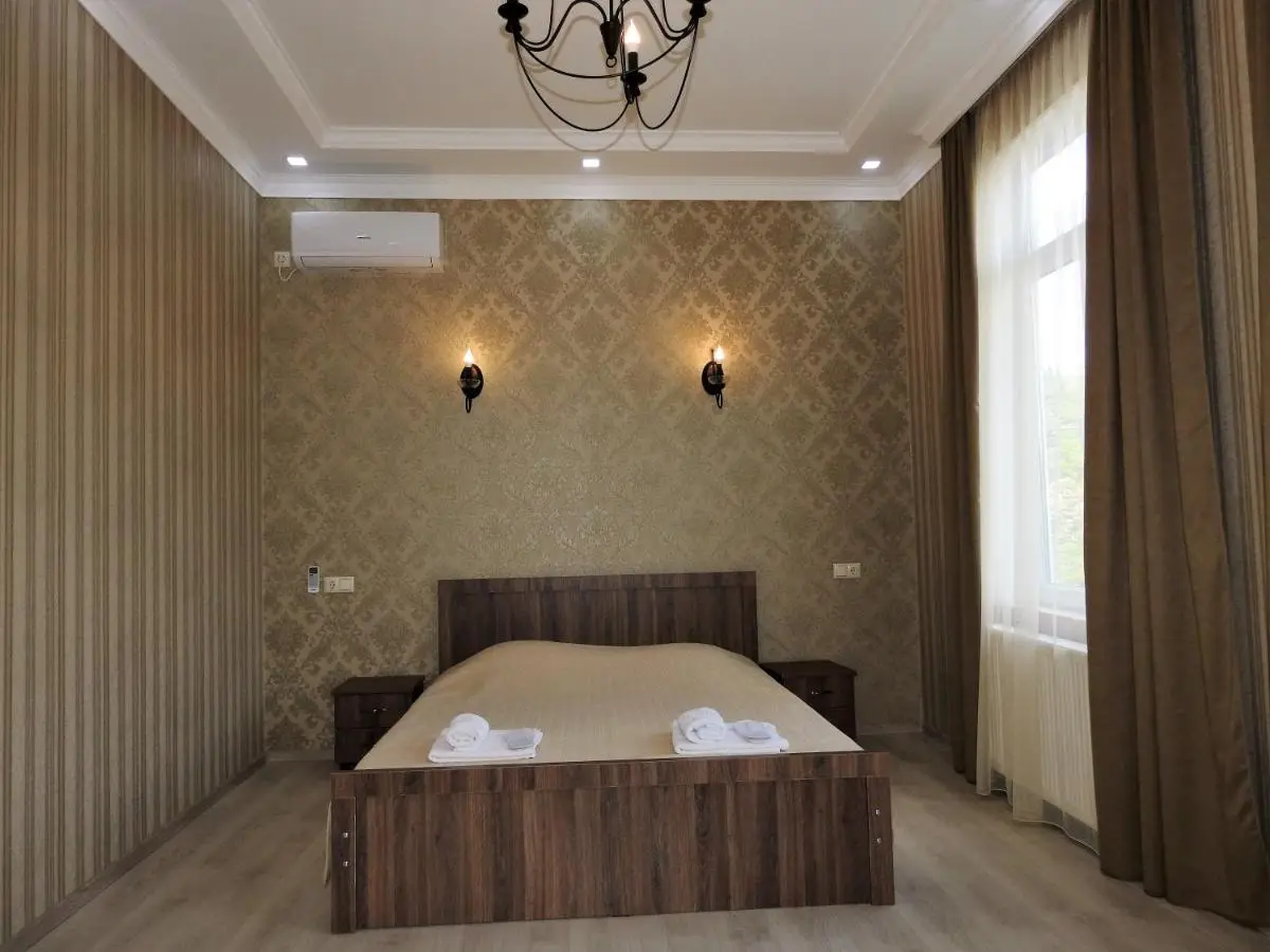 White Hotel Guesthouse
