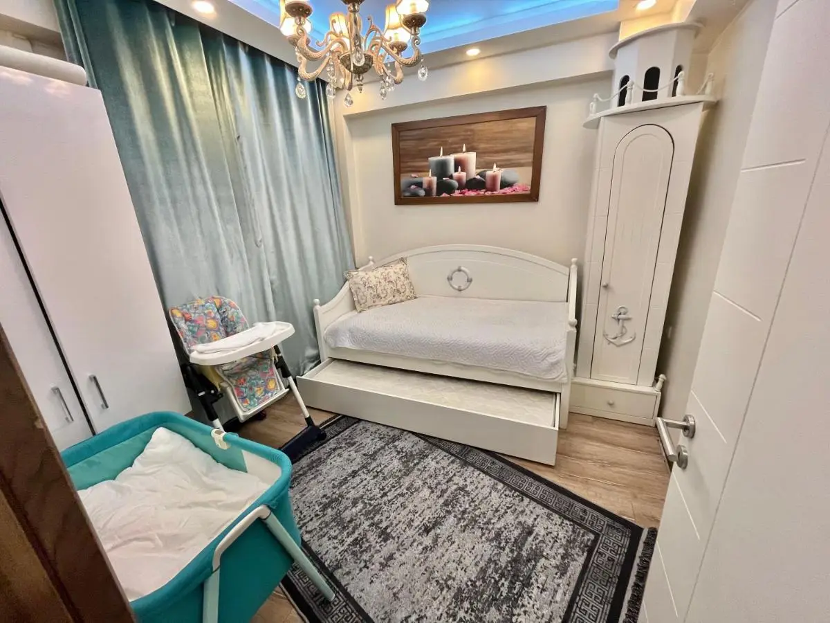 Mutlu flat