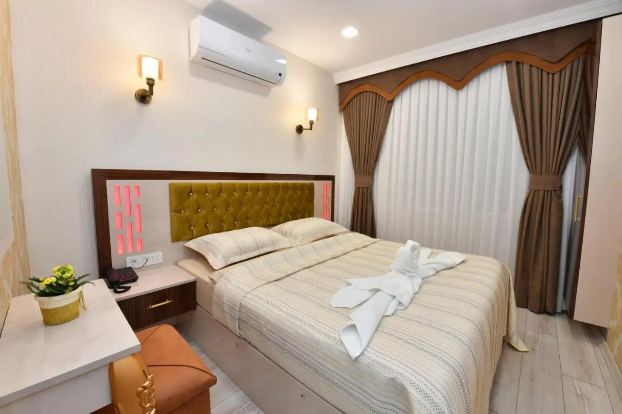 Sea Moon Hotel